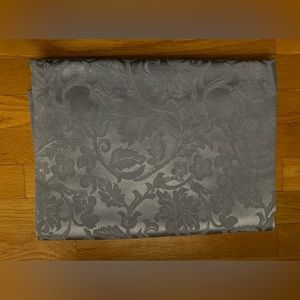 TABLE CLOTH (Dust Blue)